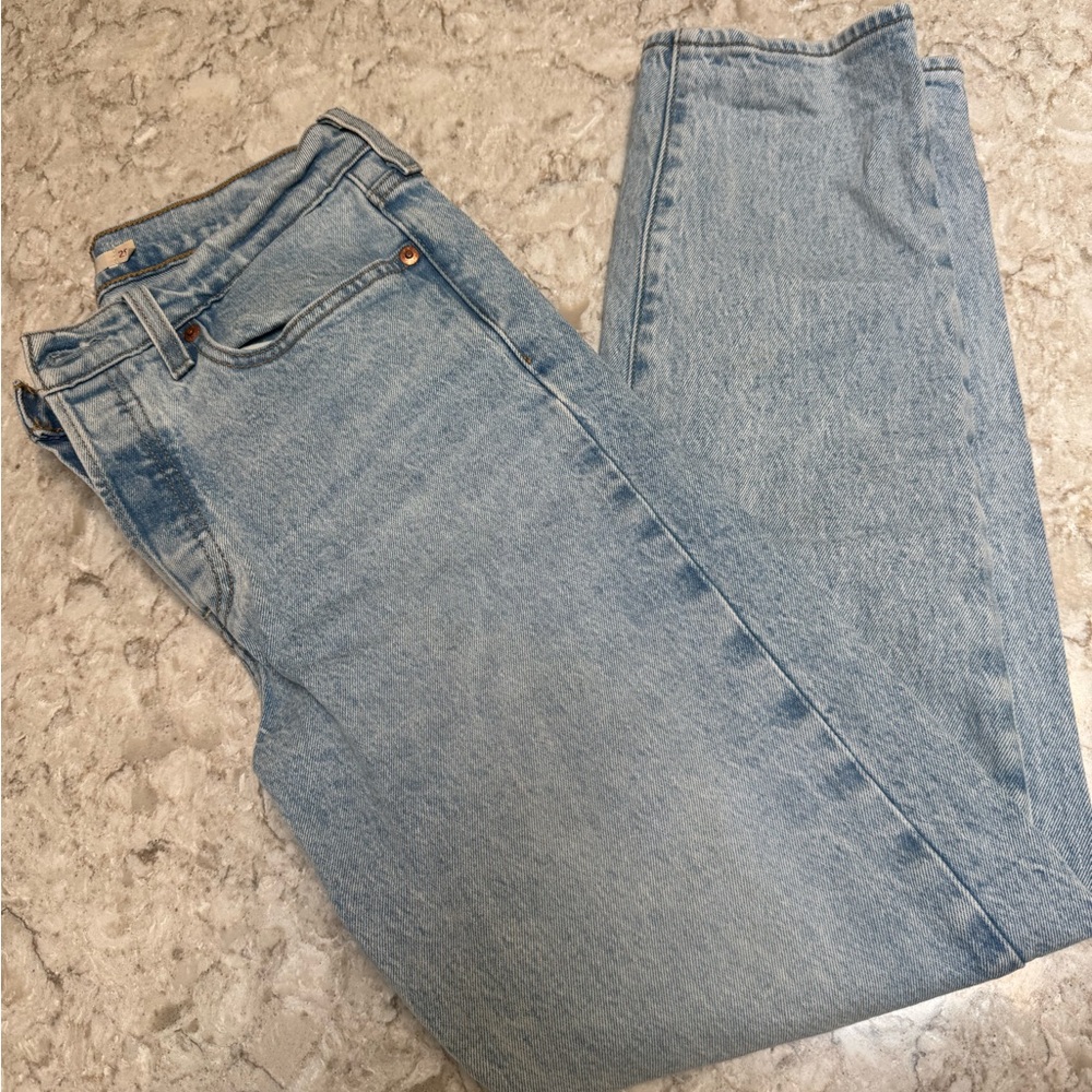 Levi’s Wedgie Jeans - Size 29